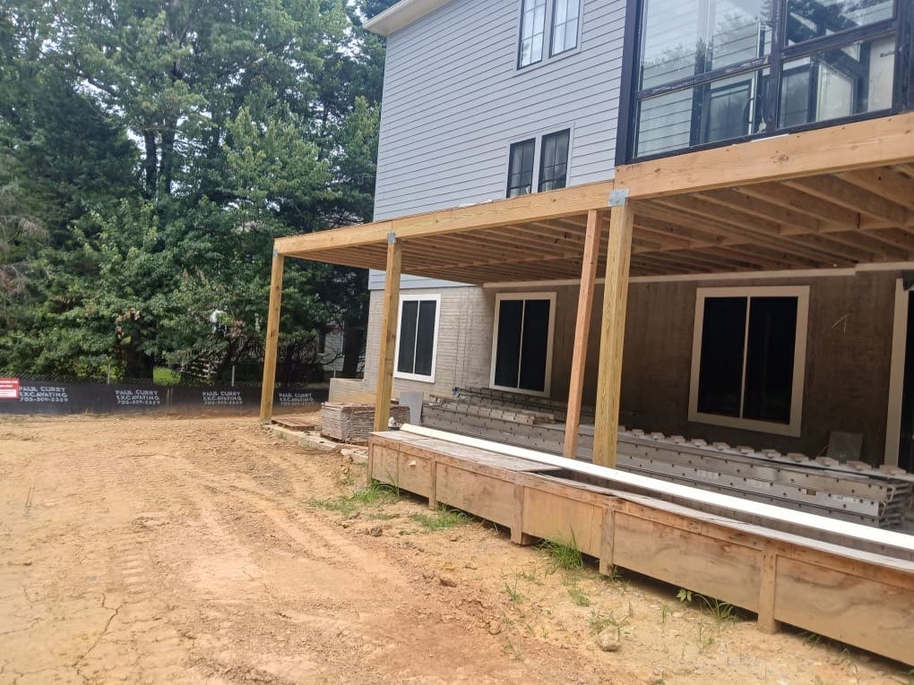 Outdoor living structure
